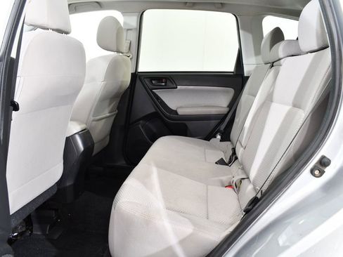 Used 2017 Subaru Forester 2.5i Premium w/ All-Weather Package image 16