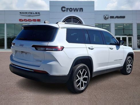 Used 2024 Jeep Grand Cherokee L Limited AWD/4WD image 6