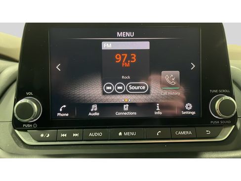 Used 2023 Nissan Rogue S AWD/4WD image 13