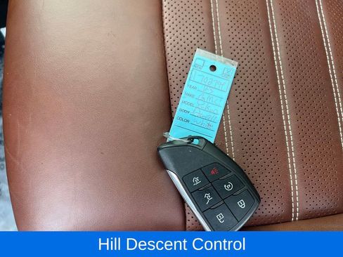 Used 2023 GMC Yukon XL Denali Ultimate image 30