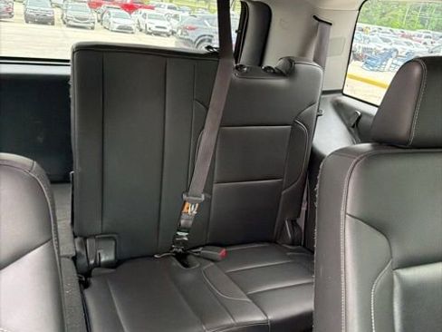 Used 2015 Chevrolet Tahoe LT w/ Luxury Package AWD/4WD image 19