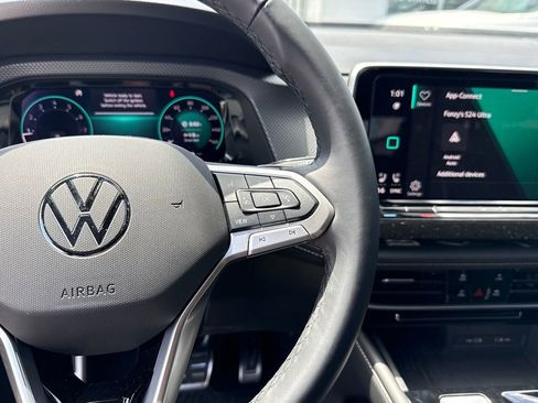 New 2025 Volkswagen Atlas Cross Sport SEL Premium R-Line AWD/4WD image 20