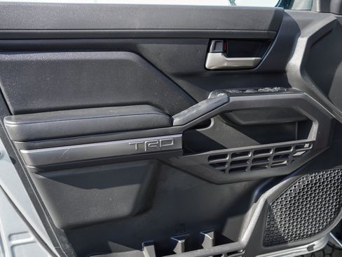 Certified 2025 Toyota Tacoma TRD Off-Road w/ TRD Off Road Upgrade Package AWD/4WD image 20