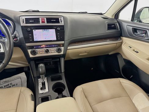 Used 2016 Subaru Outback 2.5i Limited AWD/4WD image 29