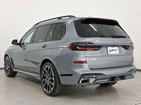 New 2026 BMW X7 xDrive40i w/ M Sport Package image 3