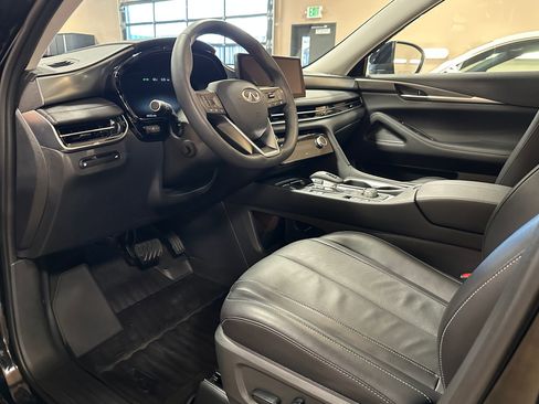 Used 2024 INFINITI QX60 Luxe image 11