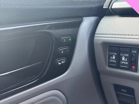 Used 2021 Honda Odyssey Touring image 9