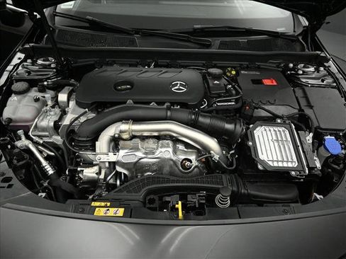 Certified 2025 Mercedes-Benz CLA 250 4MATIC image 27