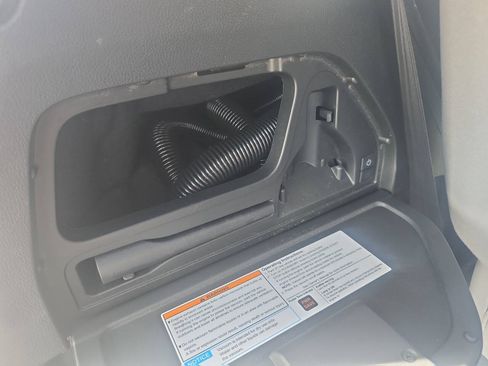 Used 2018 Honda Odyssey Elite image 25