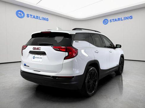 Used 2021 GMC Terrain SLE w/ Driver Convenience Package FWD image 9