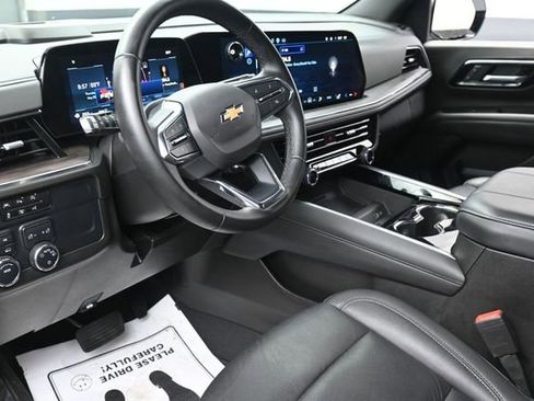 Used 2025 Chevrolet Tahoe LT AWD/4WD image 14