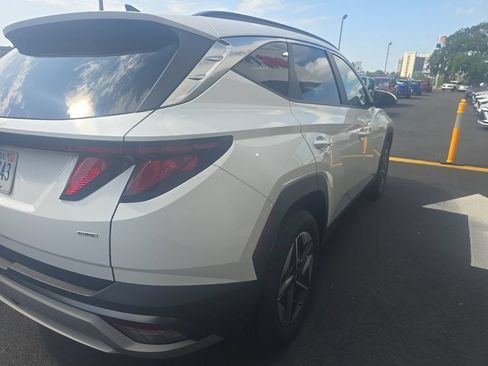 Used 2025 Hyundai Tucson SEL AWD/4WD image 4