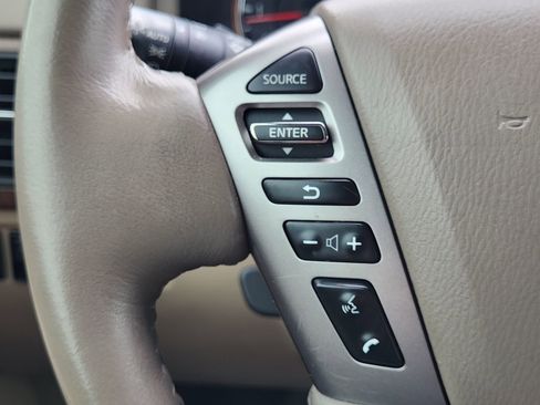 Used 2014 Nissan Armada Platinum w/ 2nd Row Captain Seat Package AWD/4WD image 32