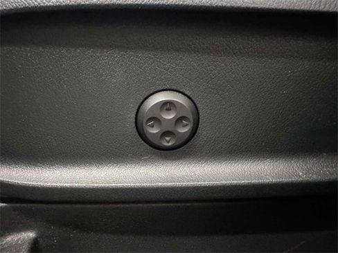 Certified 2022 Mercedes-Benz GLA 250 4MATIC image 29