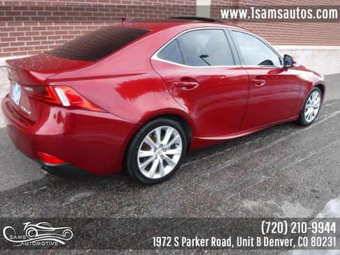 Used 2014 Lexus IS 250 4dr Sport Sdn Auto AWD image 3