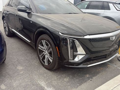 Used 2024 Cadillac Lyriq Luxury w/ Nappa Leather Package RWD image 6