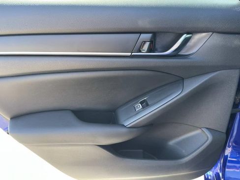Used 2020 Honda Accord Sport image 18