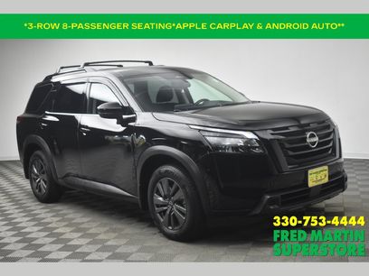 Used 2024 Nissan Pathfinder SV w/ Black Appearance Package