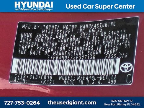 Used 2025 Toyota Corolla LE FWD image 33
