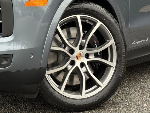 New 2026 Porsche Cayenne S AWD/4WD image 6