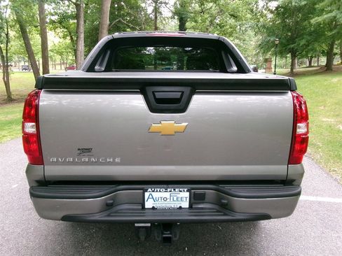 Used 2012 Chevrolet Avalanche LS w/ All-Star Edition AWD/4WD image 7