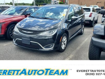Used 2020 Chrysler Pacifica Limited