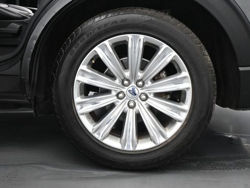 Certified 2020 Ford Explorer Limited image 24