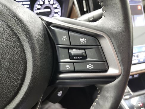 Used 2025 Subaru Outback Touring XT w/ Popular Package #2 image 41