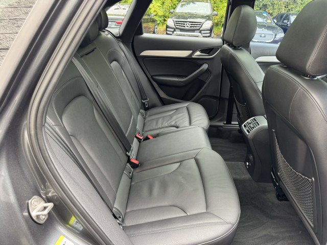 Used 2018 Audi Q3 2.0T Premium FWD image 34