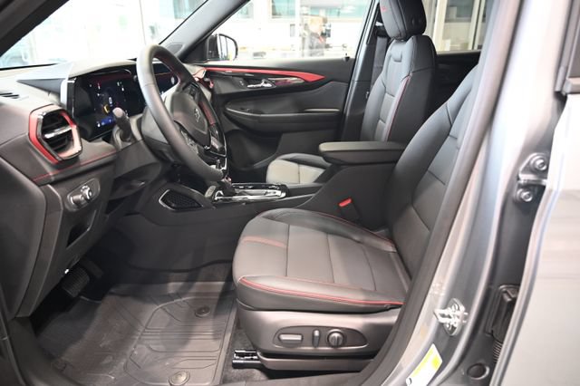 New 2026 Chevrolet TrailBlazer RS w/ Driver Confidence Package FWD image 9