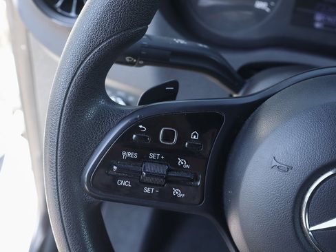 Used 2019 Mercedes-Benz Sprinter 2500 image 25