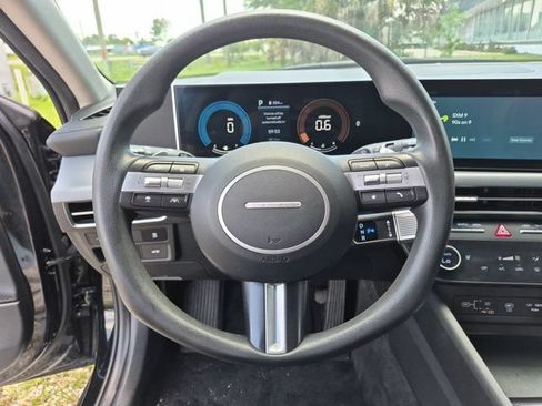 Used 2025 Hyundai Sonata SEL FWD image 22