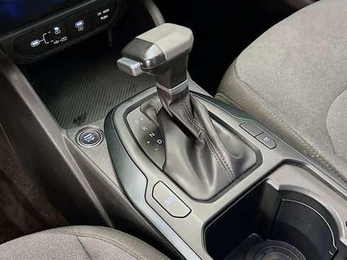 Used 2025 Kia K4 LXS FWD image 25