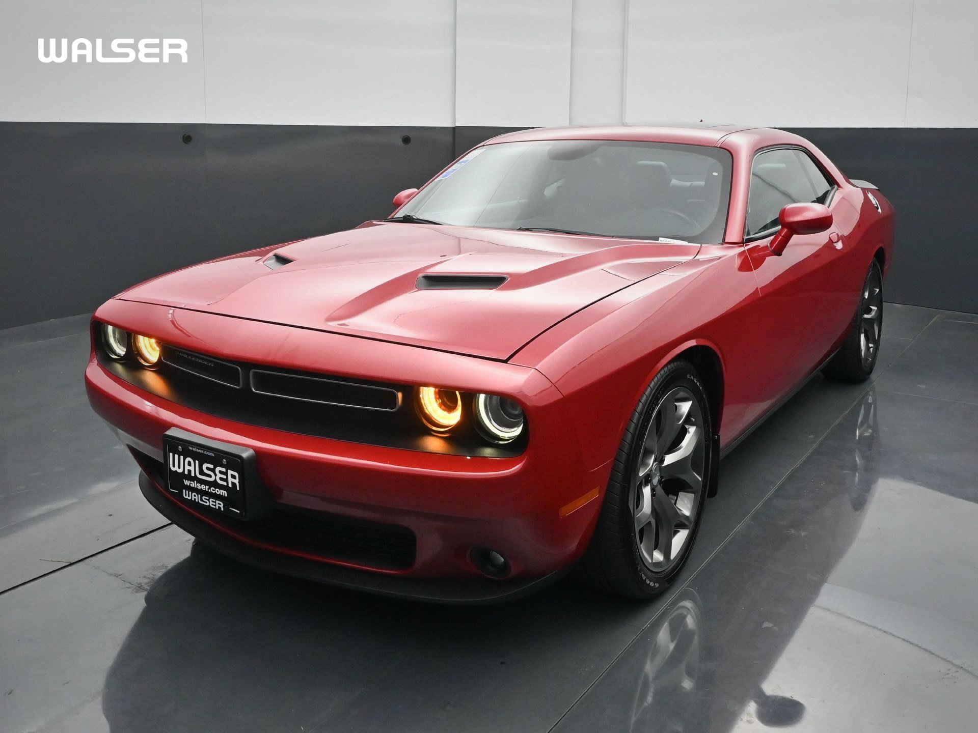 Used 2015 Dodge Challenger SXT Plus w/ Sound Group II RWD image 1