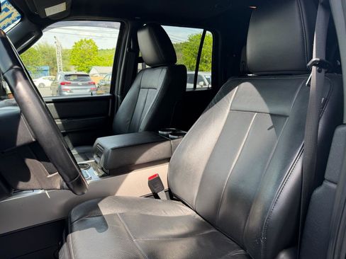 Used 2017 Ford Expedition EL Limited AWD/4WD image 9