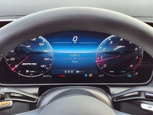 Used 2025 Mercedes-Benz GLC 43 AMG 4MATIC image 11