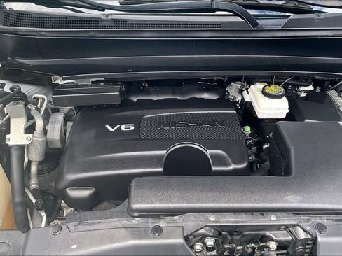 Used 2018 Nissan Pathfinder SV FWD image 32