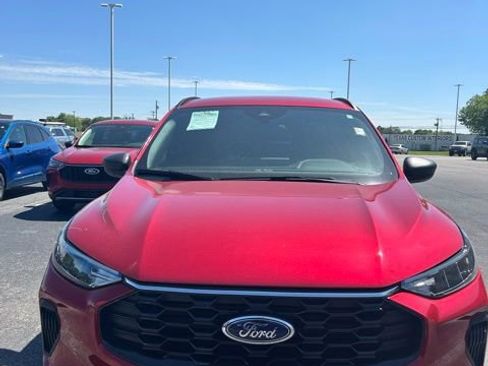 Used 2023 Ford Escape ST-Line w/ Tech Pack #1 FWD image 1