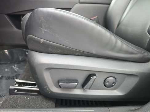 Used 2023 Nissan Rogue SV w/ SV Premium B Package FWD image 28