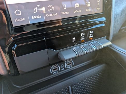 New 2026 RAM 1500 Laramie w/ Night Edition image 28