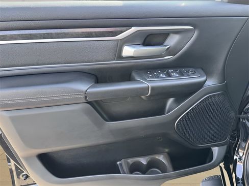 Used 2019 RAM 1500 Big Horn image 31