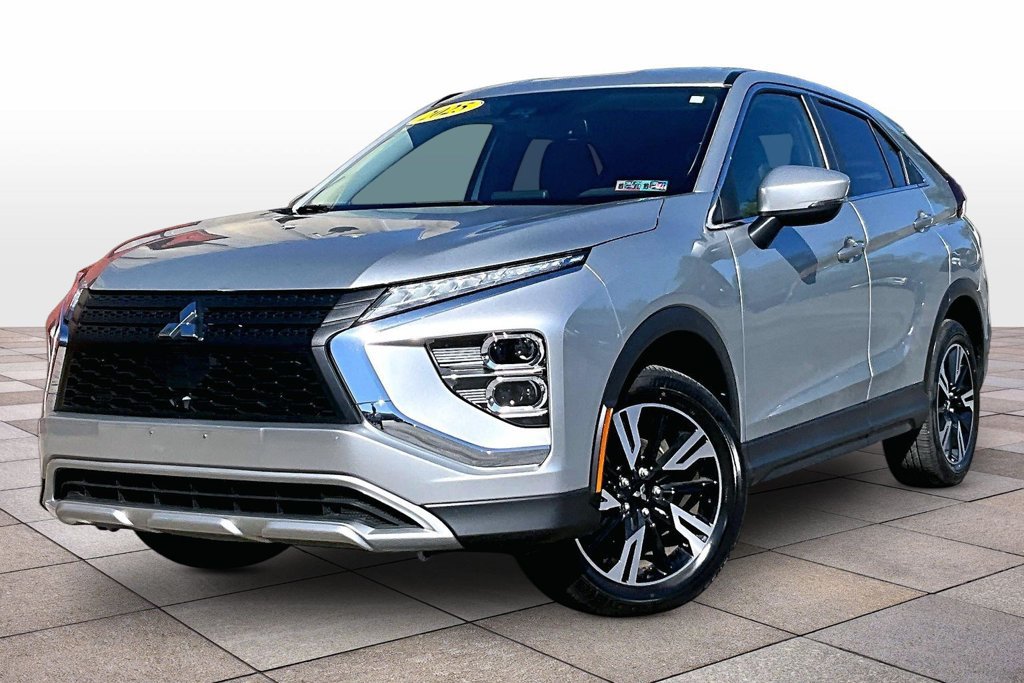 Used 2025 Mitsubishi Eclipse Cross SE AWD/4WD image 2