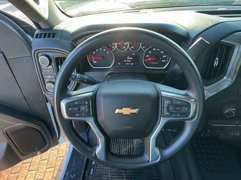 Used 2022 Chevrolet Silverado 2500 Custom w/ Gooseneck/5TH Wheel Package image 27