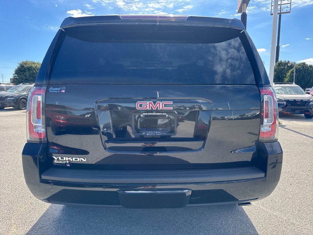Used 2018 GMC Yukon SLT w/ Premium Edition RWD image 5
