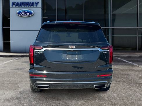Used 2024 Cadillac XT6 Premium Luxury w/ Technology Package FWD image 5