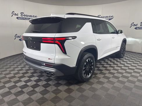 Used 2024 Chevrolet Traverse Z71 w/ Enhanced Driving Package image 11