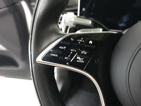 Used 2024 Mercedes-Benz S 580 4MATIC Sedan image 11