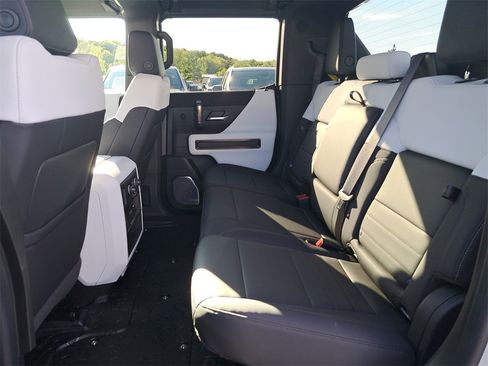 New 2025 GMC Hummer EV 3X image 15