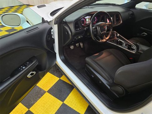 Used 2017 Dodge Challenger R/T w/ Blacktop Package image 14