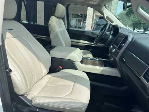 Used 2020 Ford Expedition Platinum AWD/4WD image 34
